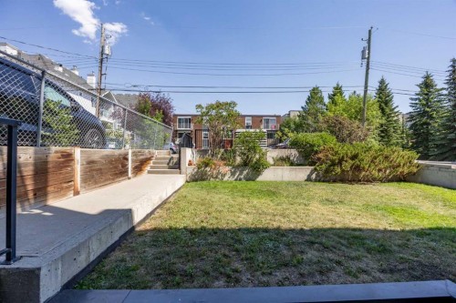 118-3600 15A Street Sw, Calgary, AB - Outdoor