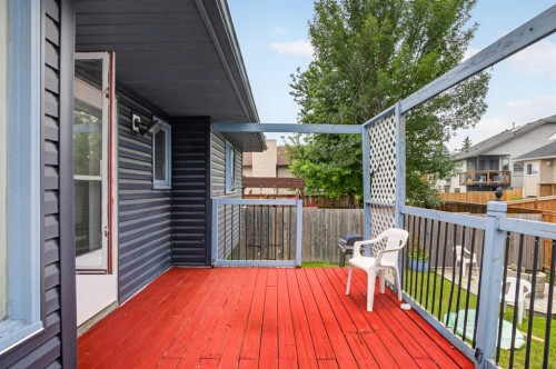 403 Shawinigan Drive Sw, Calgary, AB - Outdoor With Deck Patio Veranda With Exterior