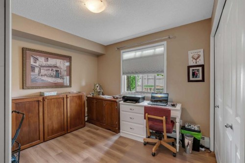 116-428 Chaparral Ravine View Se, Calgary, AB - Indoor Photo Showing Office