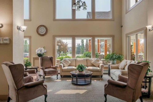 116-428 Chaparral Ravine View Se, Calgary, AB - Indoor Photo Showing Living Room