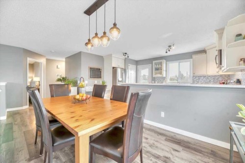 156 Aspen Creek Crescent, Strathmore, AB - Indoor Photo Showing Dining Room