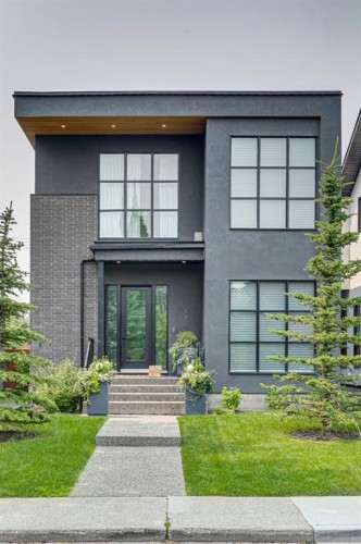 4407 17 Street Sw, Calgary, AB - Outdoor