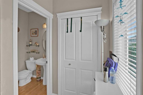 31 Walden Manor Se, Calgary, AB - Indoor Photo Showing Other Room