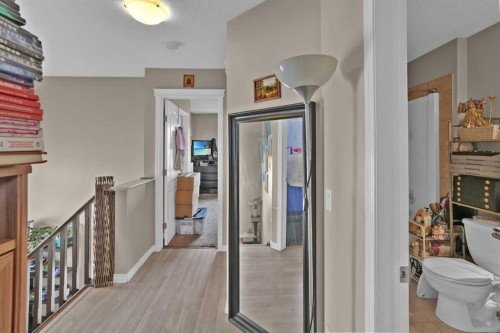 31 Walden Manor Se, Calgary, AB - Indoor