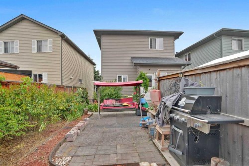 31 Walden Manor Se, Calgary, AB - Outdoor With Exterior