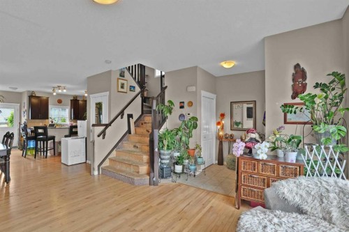 31 Walden Manor Se, Calgary, AB - Indoor