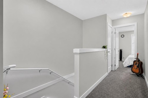 20 Evanscrest Park Nw, Calgary, AB - Indoor Photo Showing Other Room