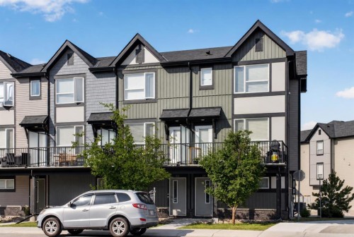 20 Evanscrest Park Nw, Calgary, AB - Outdoor With Balcony With Facade