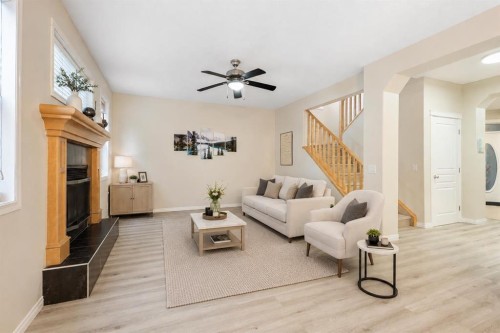 92 Cranleigh Close Se, Calgary, AB 