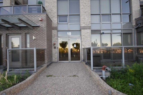 14605 Shawnee Gate Sw, Calgary, AB - Outdoor