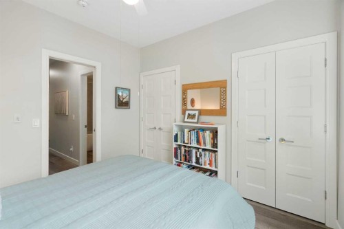 3109-80 Greenbriar Place Nw, Calgary, AB - Indoor Photo Showing Bedroom