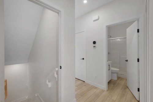 423 Legacy Circle Se, Calgary, AB - Indoor