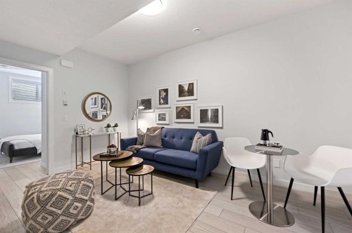 9941 Huxbury Drive Ne, Calgary, AB - Indoor Photo Showing Living Room