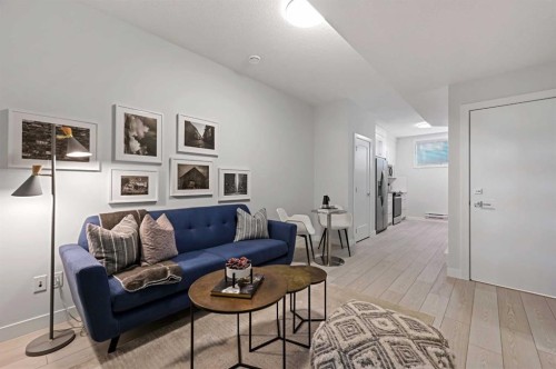 9941 Huxbury Drive Ne, Calgary, AB - Indoor