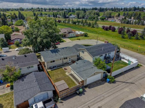 452 Queen Alexandra Way Se, Calgary, AB - Outdoor With View