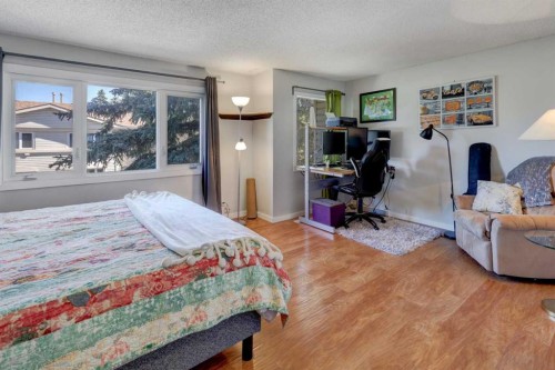 738 Queenston Terrace Se, Calgary, AB - Indoor Photo Showing Bedroom