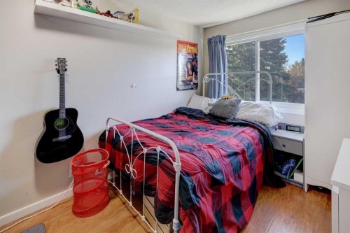 738 Queenston Terrace Se, Calgary, AB - Indoor Photo Showing Bedroom