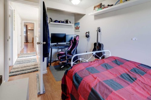 738 Queenston Terrace Se, Calgary, AB - Indoor Photo Showing Bedroom