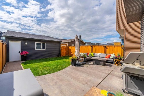 250 Belmont Heath Sw, Calgary, AB - Outdoor