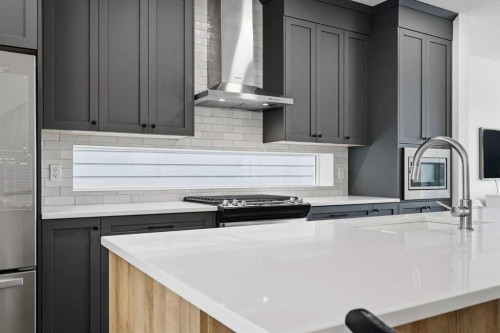 129 Treeline Avenue Sw, Calgary, AB - Indoor Photo Showing Kitchen