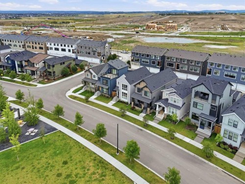 129 Treeline Avenue Sw, Calgary, AB - Outdoor With View