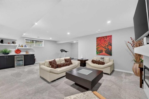 131 Cranarch Crescent Se, Calgary, AB - Indoor