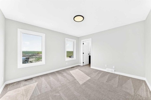 186 Lanark Gate Se, Airdrie, AB - Indoor Photo Showing Other Room