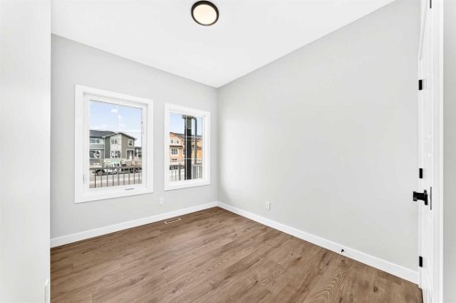 186 Lanark Gate Se, Airdrie, AB - Indoor Photo Showing Other Room