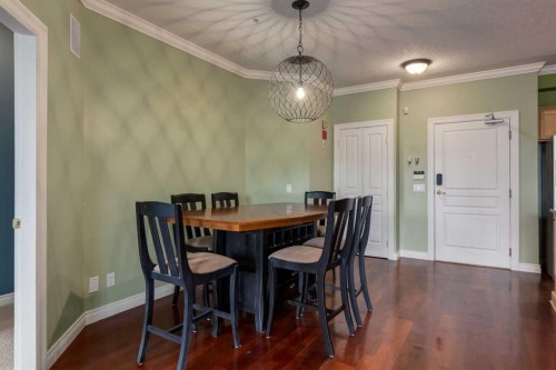 302-59 22 Avenue Sw, Calgary, AB - Indoor Photo Showing Dining Room