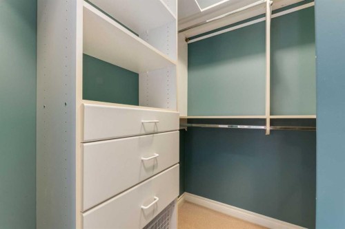 302-59 22 Avenue Sw, Calgary, AB - Indoor