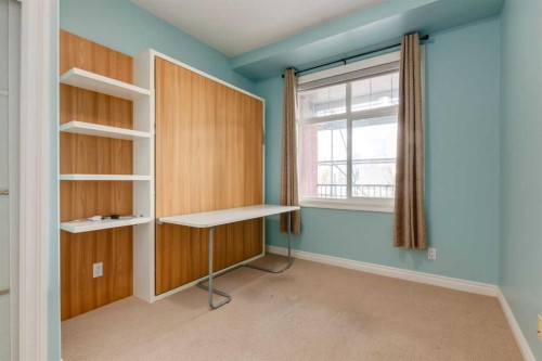 302-59 22 Avenue Sw, Calgary, AB - Indoor Photo Showing Other Room