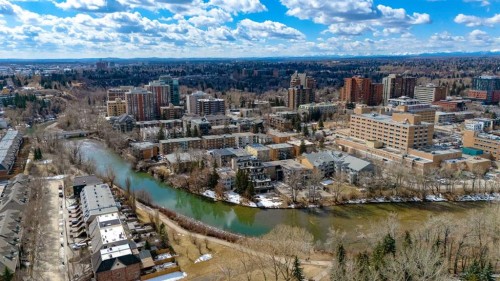 302-59 22 Avenue Sw, Calgary, AB - Outdoor With View