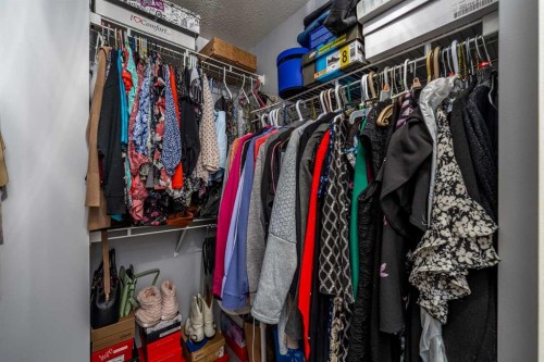 176 Chaparral Ridge Circle Se, Calgary, AB - Indoor With Storage