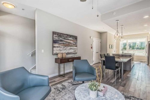 8539 8A Avenue Sw, Calgary, AB - Indoor Photo Showing Living Room