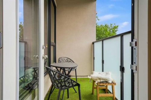 304-317 22 Avenue Sw, Calgary, AB - Outdoor With Balcony With Exterior