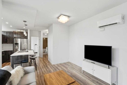 304-317 22 Avenue Sw, Calgary, AB - Indoor