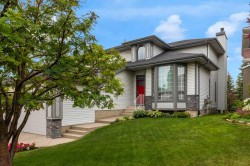359 Schubert Place NW Calgary, AB T3L 1X2