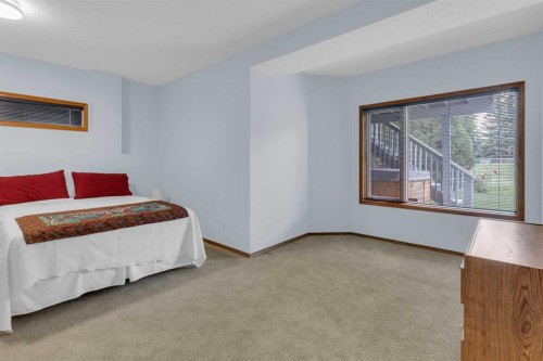 359 Schubert Place Nw, Calgary, AB - Indoor