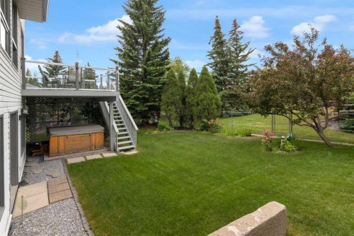 359 Schubert Place Nw, Calgary, AB - Outdoor