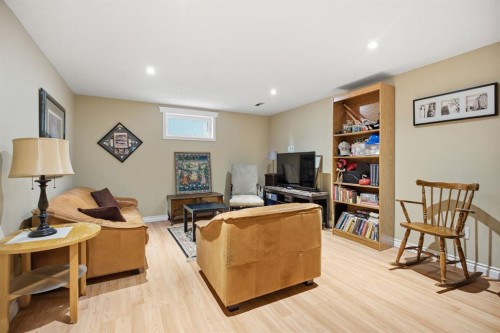 2024 Crocus Road Nw, Calgary, AB 