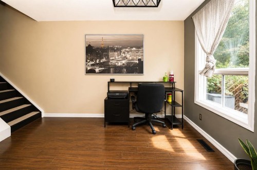 6527 Huntsbay Road Nw, Calgary, AB - Indoor
