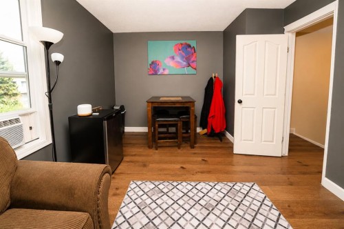 6527 Huntsbay Road Nw, Calgary, AB - Indoor