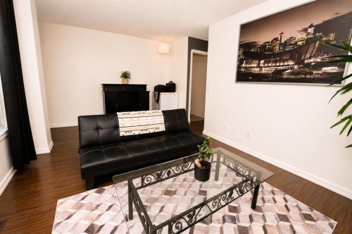 6527 Huntsbay Road Nw, Calgary, AB - Indoor