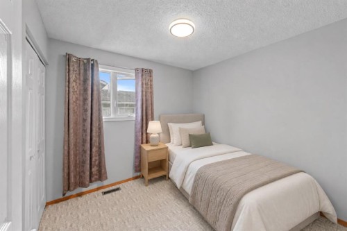 14538 37 Street Nw, Edmonton, AB - Indoor Photo Showing Bedroom