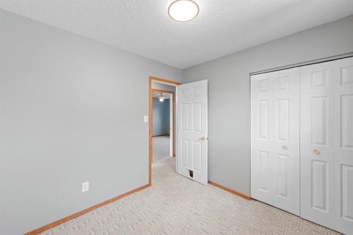 14538 37 Street Nw, Edmonton, AB - Indoor Photo Showing Other Room