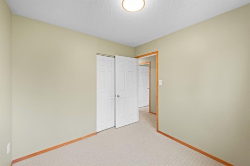 14538 37 Street Nw, Edmonton, AB - Indoor Photo Showing Other Room