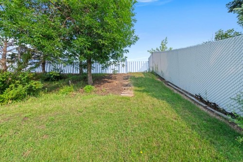 14538 37 Street Nw, Edmonton, AB - Outdoor