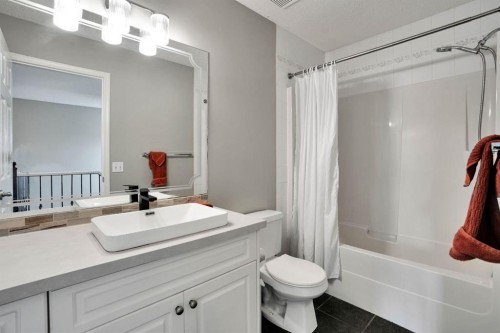 418 Long Beach Landing, Chestermere, AB - Indoor Photo Showing Bathroom