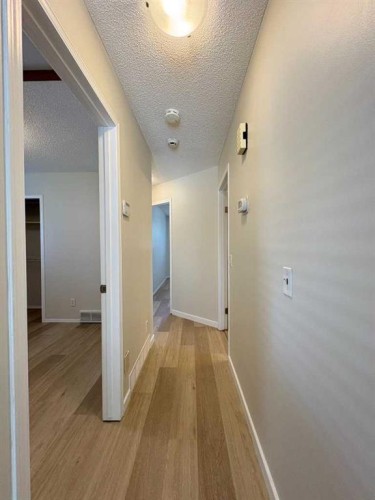 228 Erin Woods Drive Se, Calgary, AB - Indoor Photo Showing Other Room