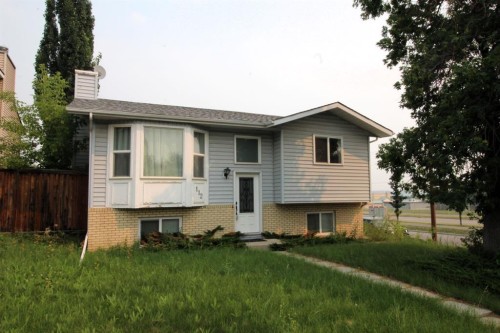 112 Macewan Meadow Crescent Nw, Calgary, AB - Outdoor